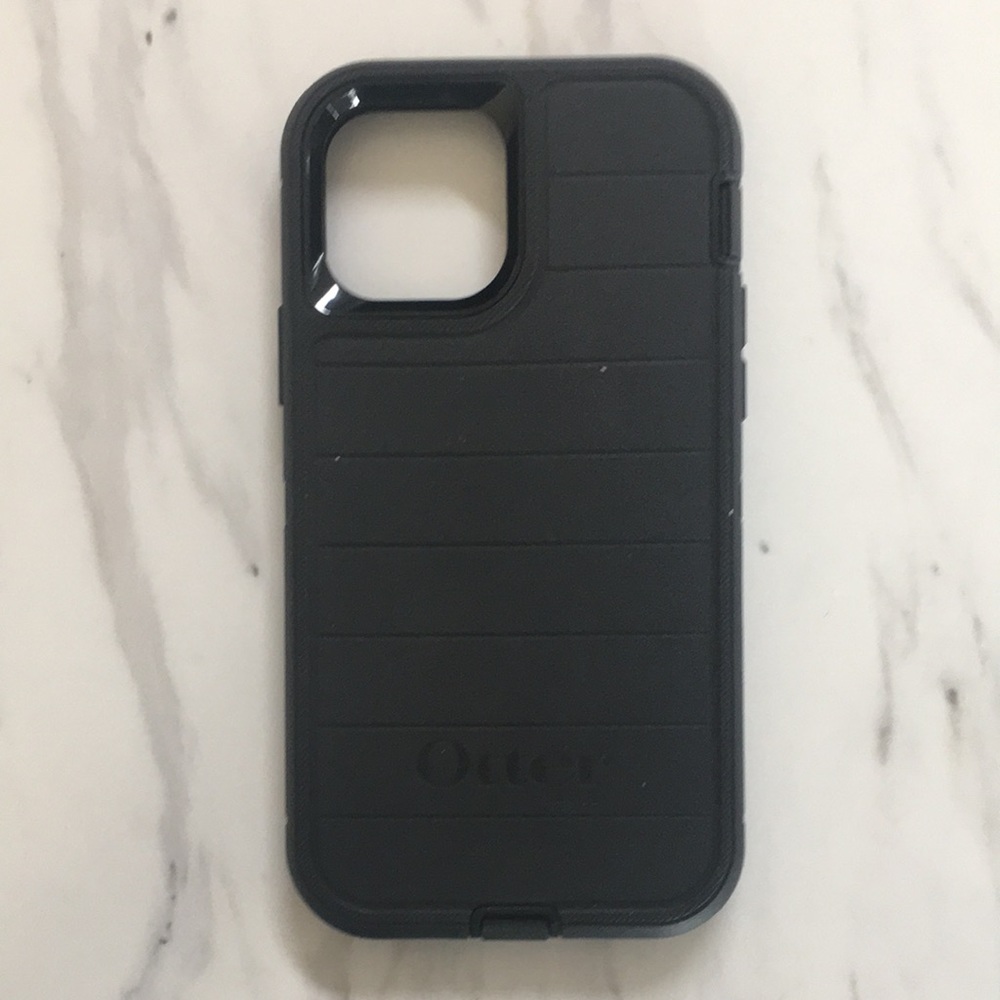 Otter Box iPhone 12 Defender Pro Case